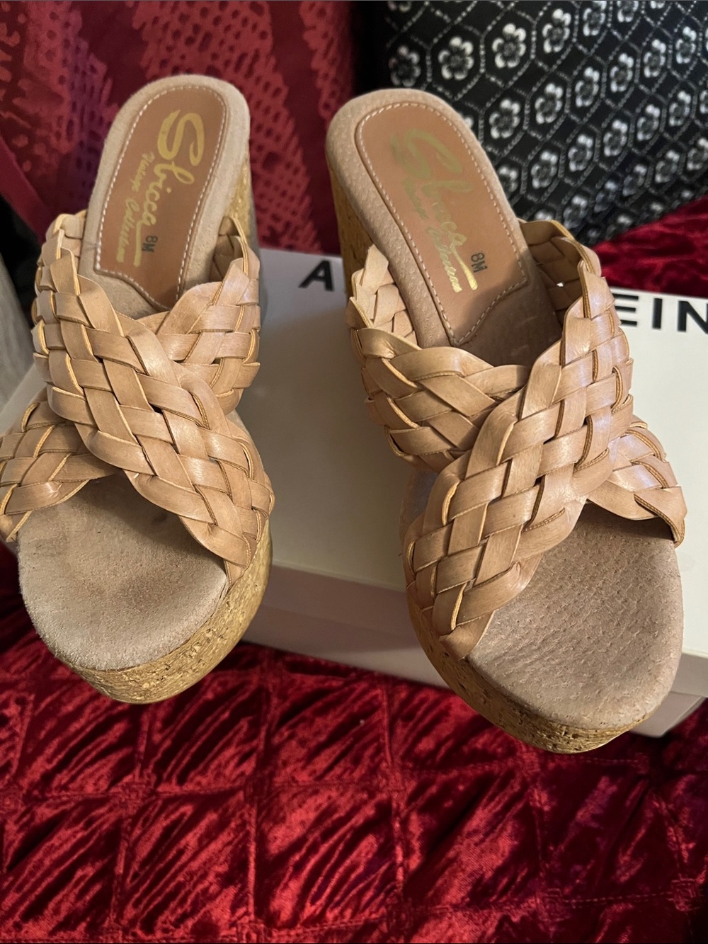 Sbicca Vintage Collection Woven Leather Wedge Sandals in Nude Sz 8